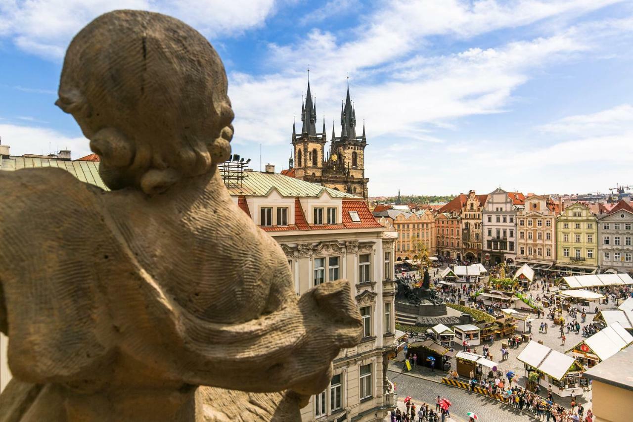 The Old Town Square & Parizska Apartments Prag Exteriör bild